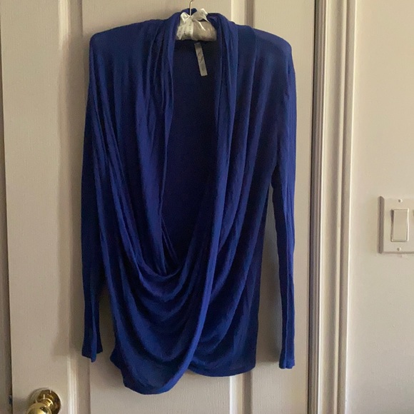 Wrap top - Picture 1 of 2